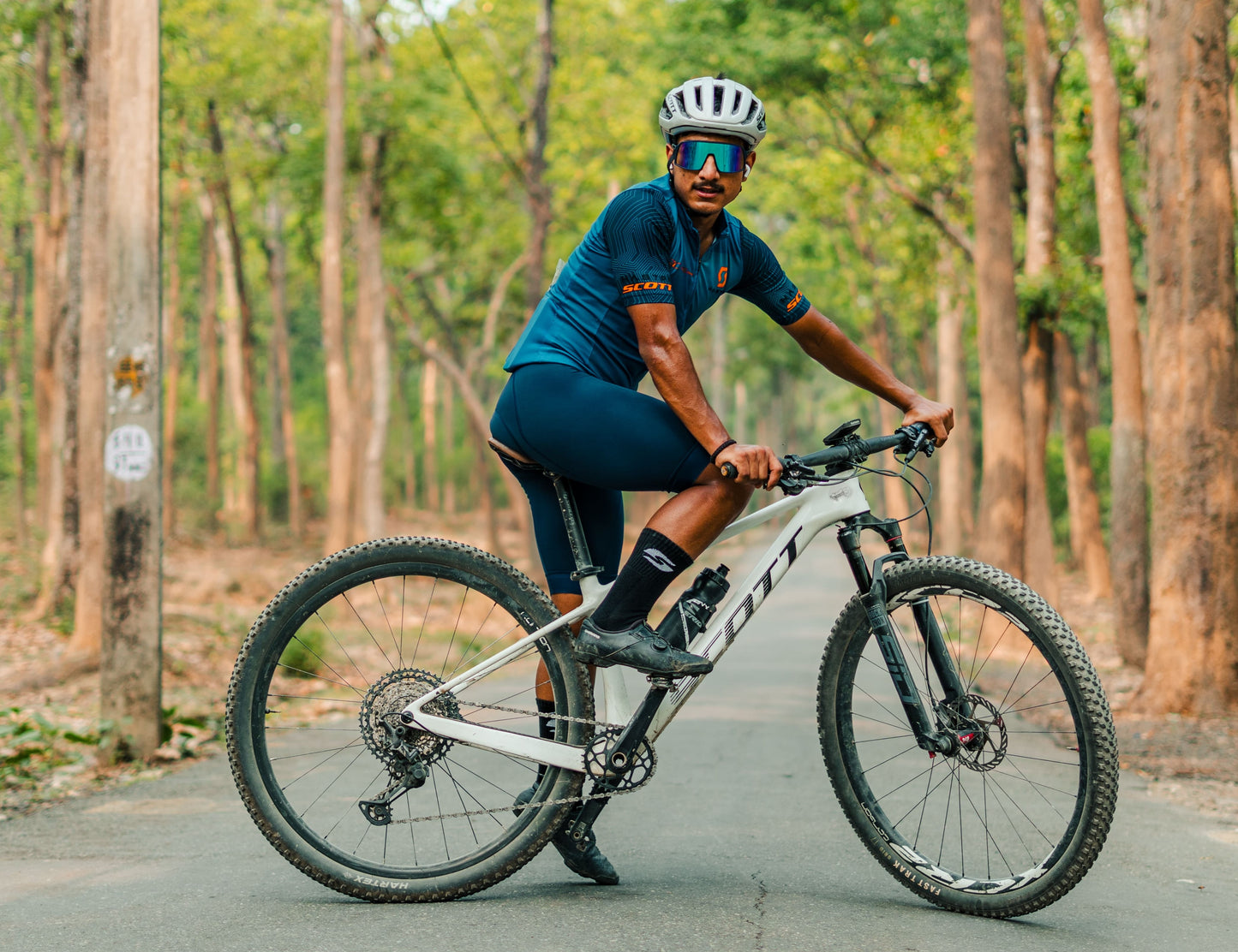 SQUONTRA ENDURO SOCKS